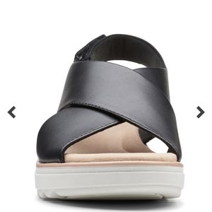 New NIB Clarks Sandals